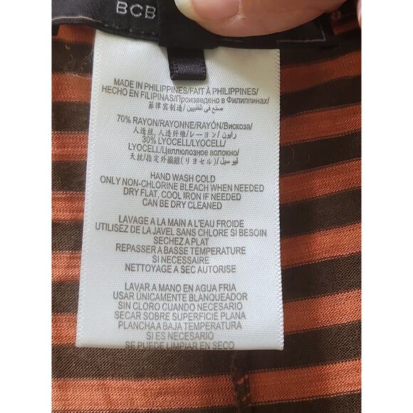 BCBG Maxazria Dolamn Long Sleeve Striped Knit Cropped Top Size Small - Picture 11 of 11